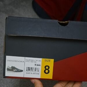 Reebok Men's Green Chalk Sneakers